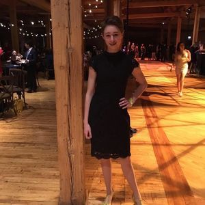 Meet your Posher, Abbie